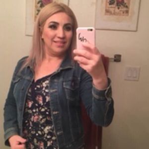 Meet your Posher, Mireya